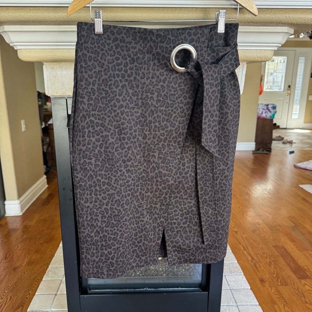 Bob Mackie Leopard Wrap Grommet Tie Pencil Skirt Size Small
